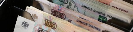 Rusya'da nakit döviz kısıtlamaları uzatıldı