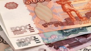 Rusya’nın bütçesi ilk çeyrekte 2,4 trilyon ruble açık verdi