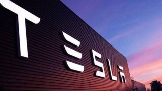 Sec Kararı Ardından Tesla Hisseleri Yüzde 16 Arttı