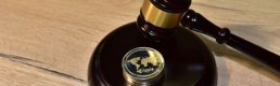 SEC ile Ripple arasındaki davada uzmanlar, SEC'in dezavantajlı olduğuna inanıyor