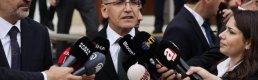 Şimşek: Bizden duymadığınız haberlere itibar etmeyin