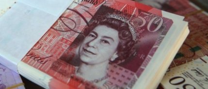 Sterlin Brexit belirsizlikleri etkisiyle 1.27 doların altına geriledi