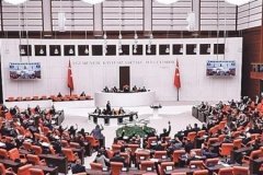 TBMM Başkanı Kurtulmuş, Meclis'i olağanüstü toplantıya çağırdı