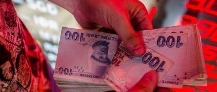 TCMB kararı öncesi gecelik faiz politika faizine geriledi
