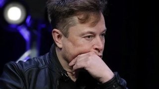 Tesla CEO'su Elon Musk'a ödenen maaş paketinin iptalinin önü açıldı