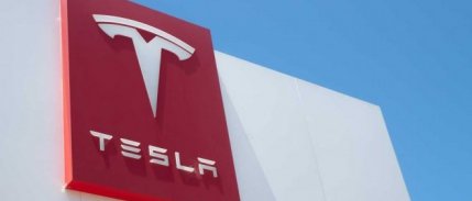 Tesla Çin'de araç fiyatlarını tekrar indirdi