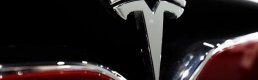 Tesla'da Trump etkisi: Piyasa değeri ilk kez 1 trilyon dolara ulaştı