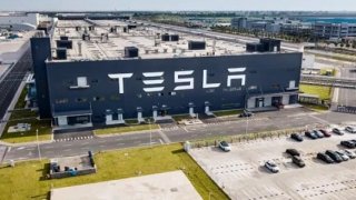 Tesla, enerji depolama ünitesi için Çin'de yeni bir megafabrika kuruyor