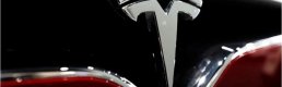 Tesla'nın kârı ikinci çeyrekte sert düştü