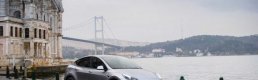 ​​​​​​​Tesla'dan 