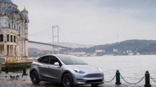 ​​​​​​​Tesla'dan 