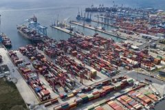 TL ile dış ticaret ilk 8 ayda rekor seviyeye ulaştı