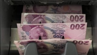 TL’nin reel değeri ağustosta yükseldi