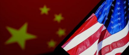 Trump, Çin'e yönelik tarifeleri 90 gün daha askıya aldı