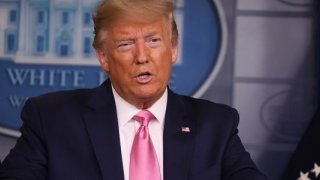 Trump, Powell’ın 