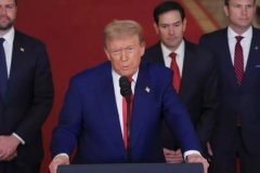 Trump’tan İran’a tehdit: Silahlarımız hazır ve tetikteyiz