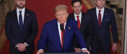 Trump’tan İran’a tehdit: Silahlarımız hazır ve tetikteyiz