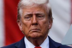 Trump’tan NATO’ya çağrı: ABD’nin Grönland’a, sizin de ABD’ye ihtiyacınız var