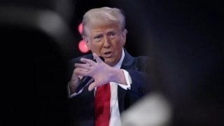 Trump’tan Powell'a faiz çağrısı