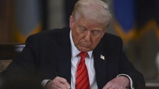 Trump, Türkiye’ye yönelik gümrük vergisi oranını yükseltti