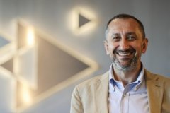 Türk Telekom CEO’su Önal’dan operatörlere çağrı: İsteyenler altyapımızı kullanabilir