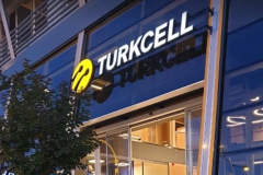 Turkcell, Ukrayna’daki varlıklarını 538 milyon dolara sattı