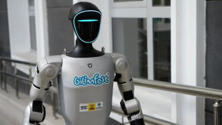 Türkiye’de ilk kez bir insansı robot nüfusa kaydedildi