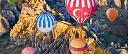 Türkiye, dünyada turist ağırlamada 4. olurken, turist olarak seyahatte 39. sırada yer aldı