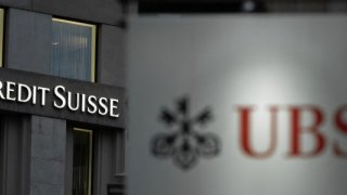 UBS, birleşme sonrasında çalışanlarının %30'unu işten çıkarmayı planlıyor