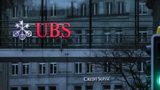 UBS iflasın eşiğindeki Credit Suisse'i satın alıyor