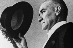 Ulu Önder Mustafa Kemal Atatürk'ü saygı, minnet ve özlemle anıyoruz