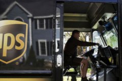 UPS 30 bin çalışanını işten çıkarmaya hazırlanıyor