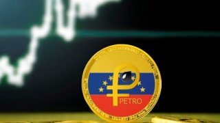 Venezuela’da pasaport ücretleri Petro üzerinden ödenecek