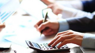 Vergi indirim ve istisnalarından yararlanmak için yeminli mali müşavir şartı getirildi