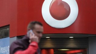 Vodafone 11 bin kişiyi işten çıkarmaya hazırlanıyor