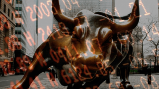 Wall Street Endeksleri Yine Rekor Seviyelerde Kapandı