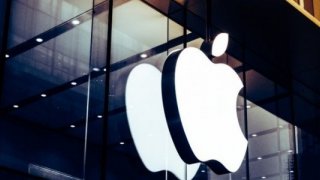 Apple Hisseleri Tarihi Zirveye Tırmandı