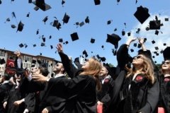 YÖK duyurdu: Üniversiteyi 3 yılda bitirebilmenin önü açılacak