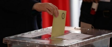 Yurt dışında oy verme işlemlerine rekor katılım 