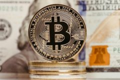 Zirvesinden gerileyen Bitcoin için yeni rekor tahmini