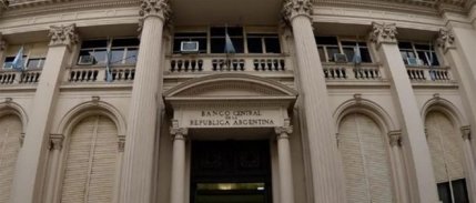Arjantin Merkez Bankası faizi yüzde 50'ye düşürdü