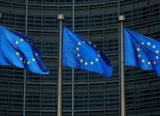 Avrupa Komisyonu beş ülkenin finansal piyasaları erişim hakkını geri alacak