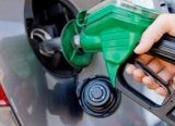 8 kuruşluk benzin zammı iptal edildi