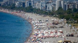 FTI şirketinin iflası Antalya turizmini nasıl etkiler?