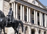 İngiltere Merkez Bankası Politika Faizini Yükseltti
