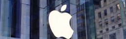 iPhone Satışları Düştü Ancak Apple Gelirleri Rekor Seviyede