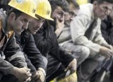 Manisa'da Türk Metal Sendikası'na Bağlı 4 Bin 500 İşçi Eylemde