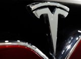 Otomotivde Kızıldeniz etkisi: Tesla, üretimi 2 hafta durdurdu
