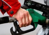 Petrol Fiyatları ABD'nin İran'a Yaptırımları Öncesi Yükseldi