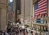 Ticaret Savaşı ve Zayıf Verilerle Wall Street Düştü